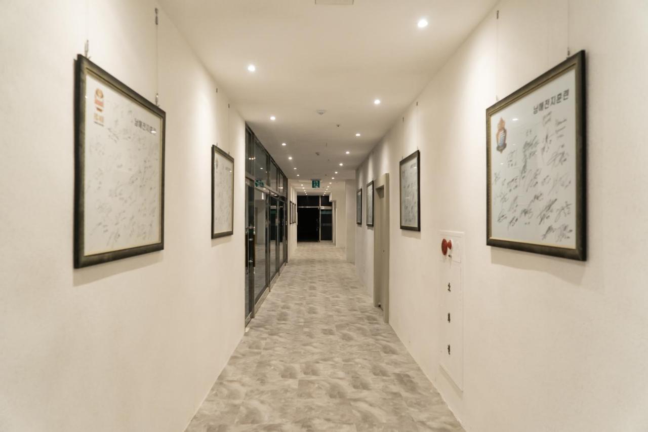 Namhae Sports Park Hotel Exterior foto